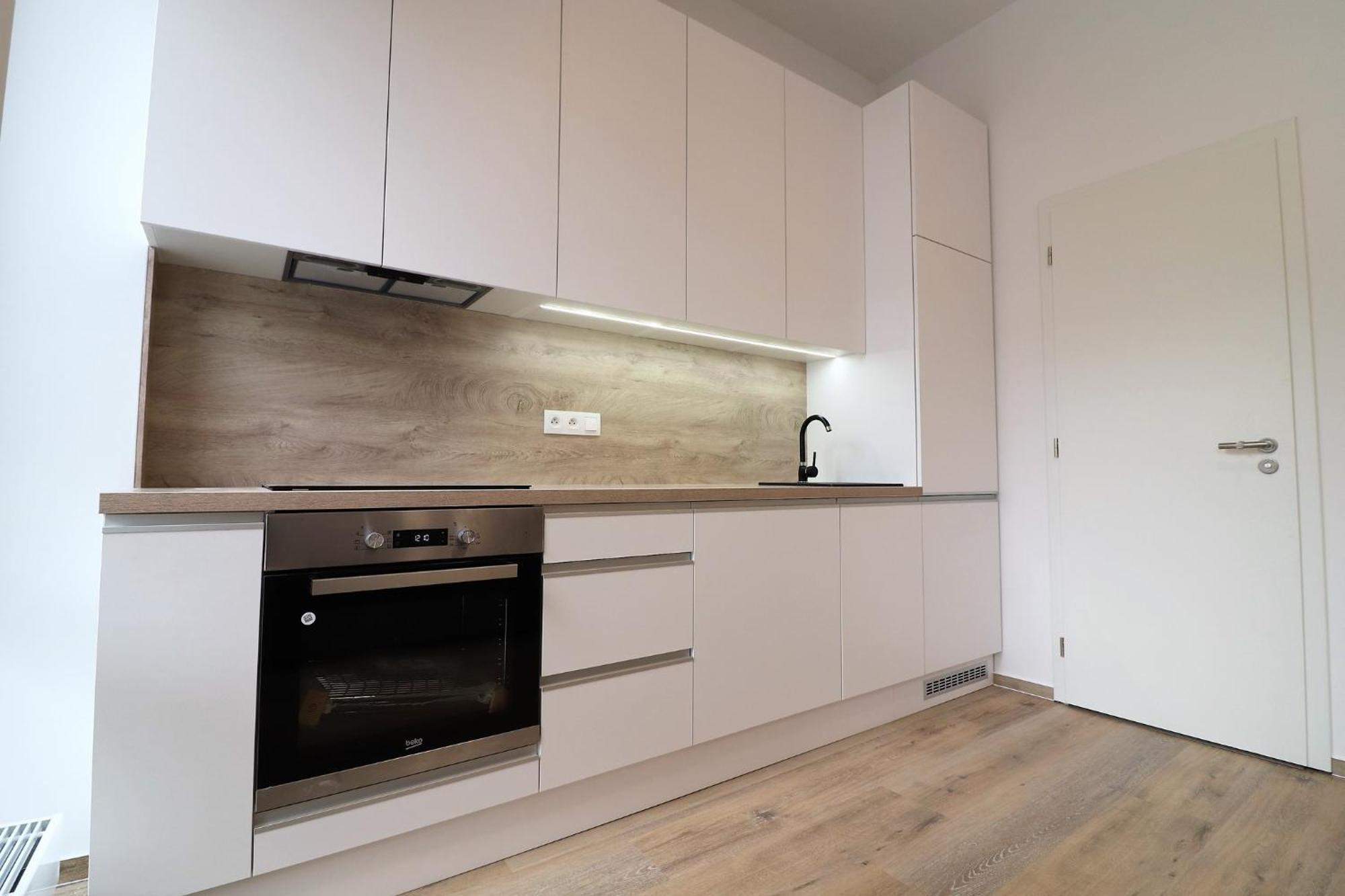 Park Tower Apartment V Centru Zlina Εξωτερικό φωτογραφία